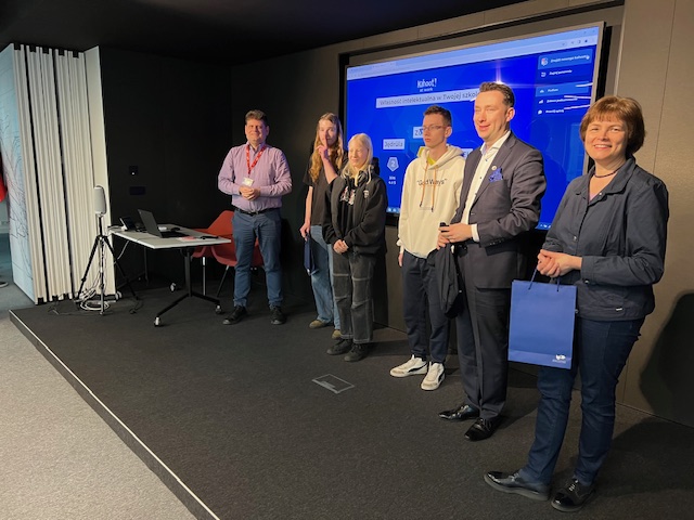 Uczniowie z Powiatowego Zespołu Szkół Ponadpodstawowych w Serocku gośćmi Urzędu Patentowego RP