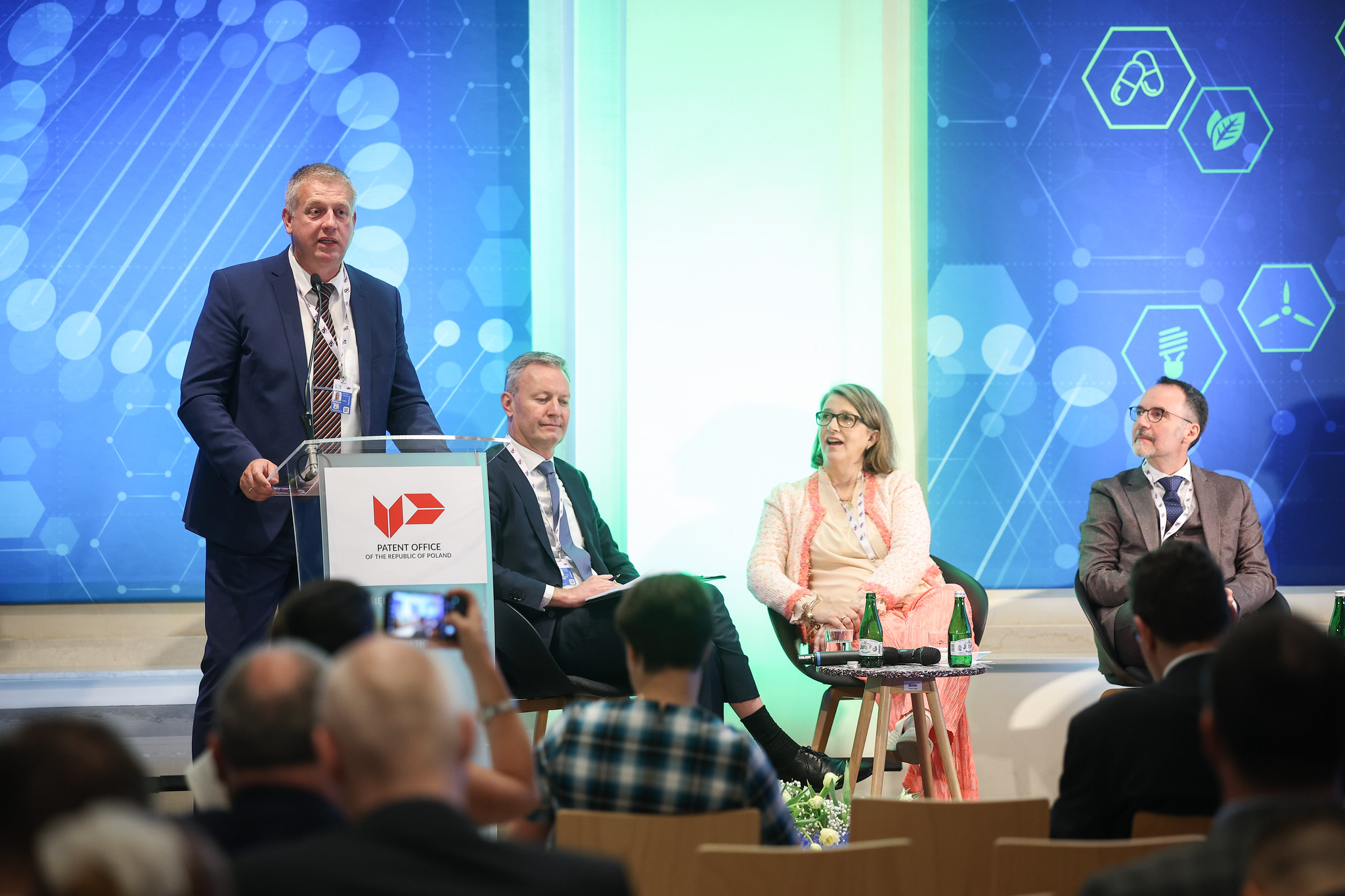 Innowacje w biotechnologii  - Kraków europejskim centrum rozmów o przyszłości patentów biotechnologicznych