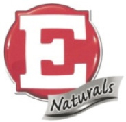 Na tle czerwonego koła biała wielka litera E oraz na dole koła szara wstęga z czarnym napisem Naturals